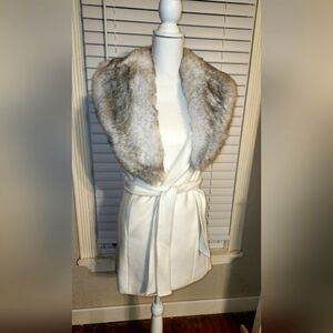 Long tie vest with fur